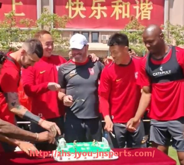 jiuyou九游娱乐-世俱杯头号射手近年进球走势分析：稳定性与进攻趋势剖析